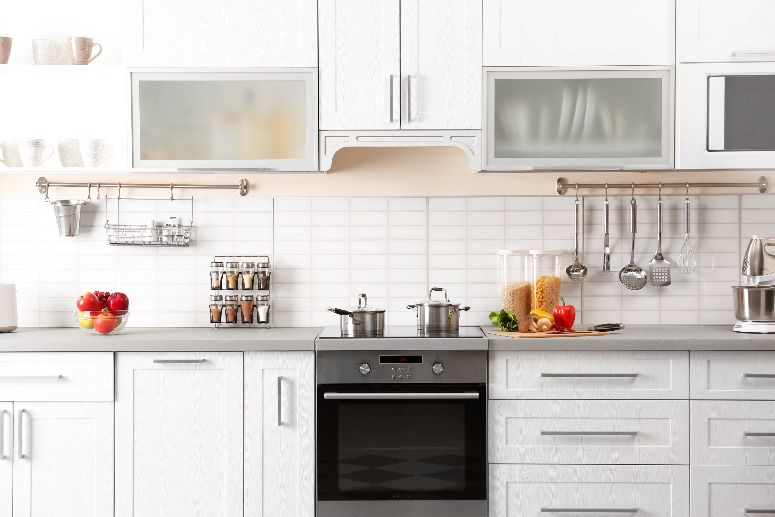 A Step-by-Step Guide to Cleaning Your Kitchen Photo