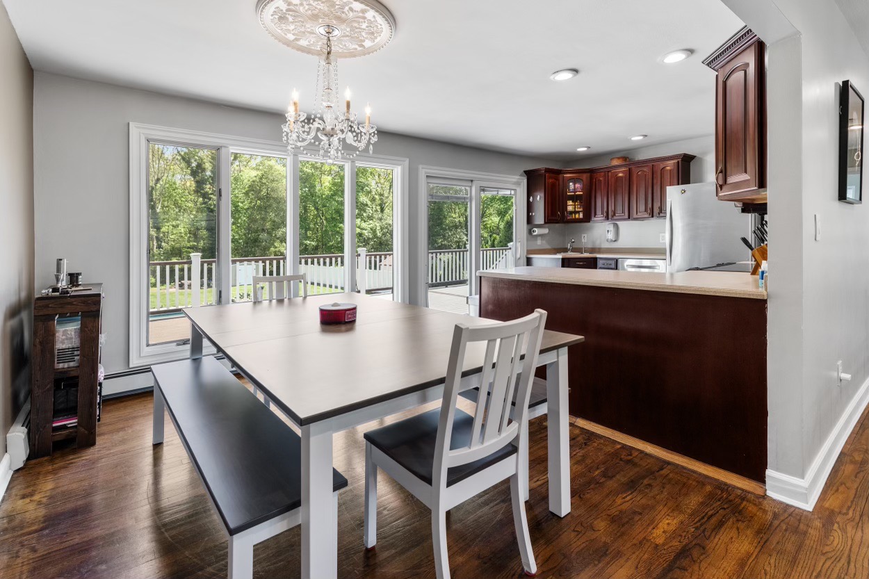 Deep cleaning service completed in Garden City NY by Long Island Maids